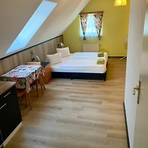 Pensjonat - Alt - Strassgang, Graz