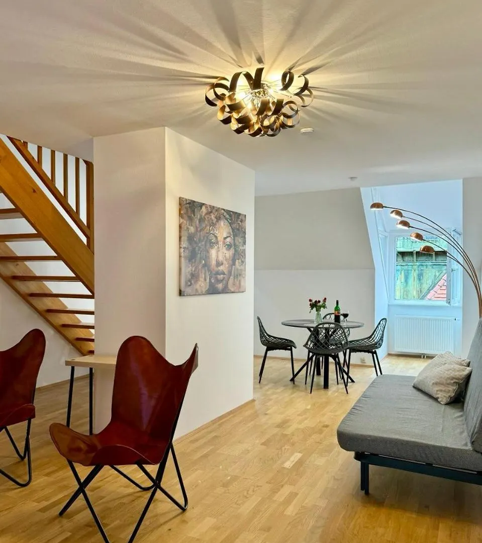 Carillon By Bestchoice - Old City - Self Check-In With Parking Option Graz 0*,  Austria